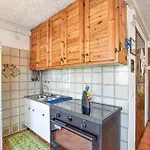2 Bedroom Lovely In *