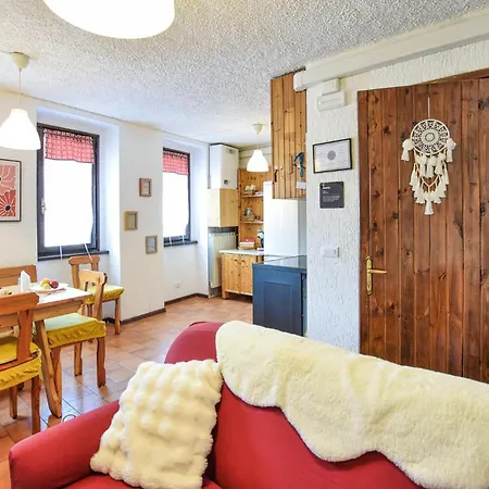 2 Bedroom Lovely In