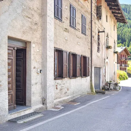 2 Bedroom Lovely In Appartement Ponte Di Legno