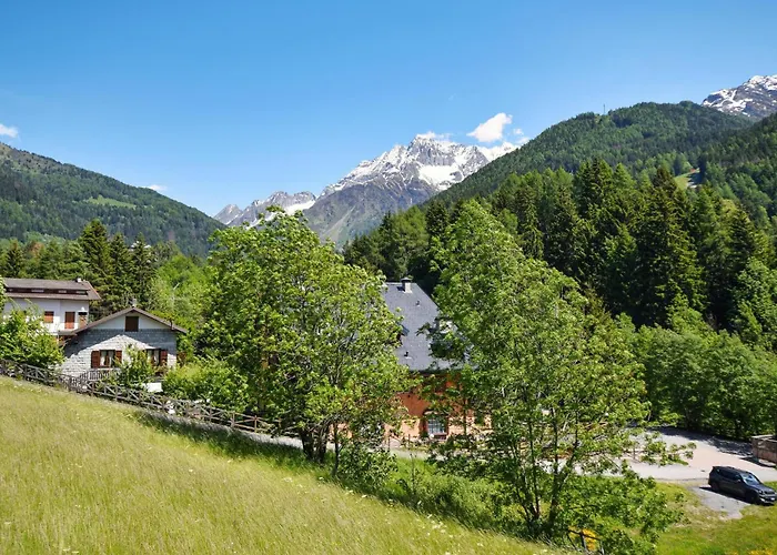 2 Bedroom Lovely In Appartement *