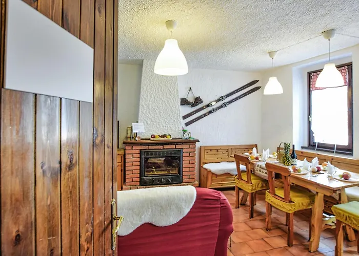 2 Bedroom Lovely In